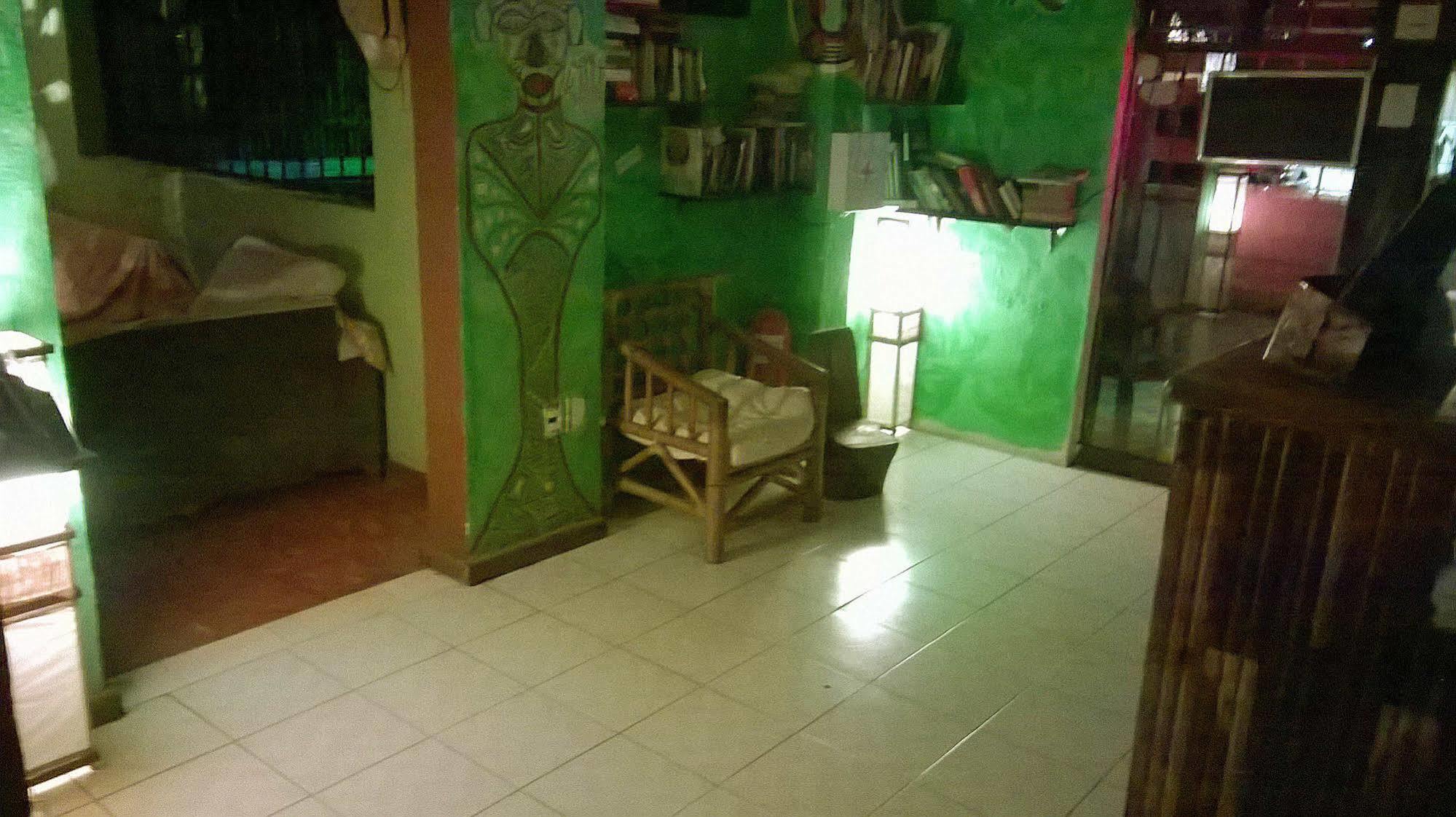 Mayan Hostel Канкун Екстер'єр фото