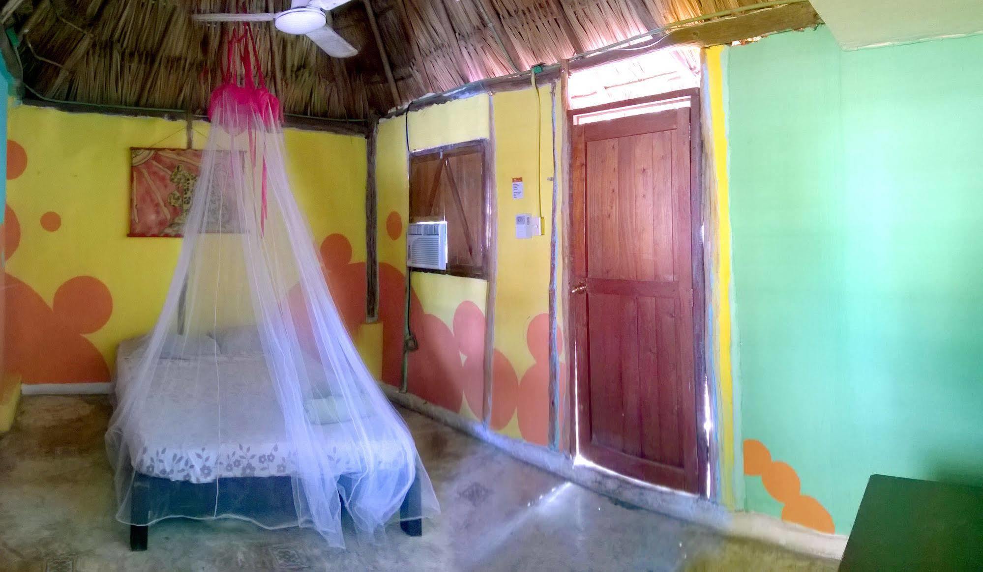 Mayan Hostel Канкун Екстер'єр фото